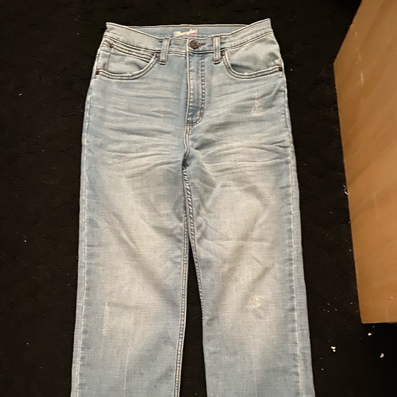Wrangler Jeans - Picture 2 of 4